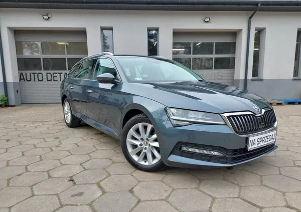 skoda superb Skoda Superb cena 99900 przebieg: 159000, rok produkcji 2020 z Torzym